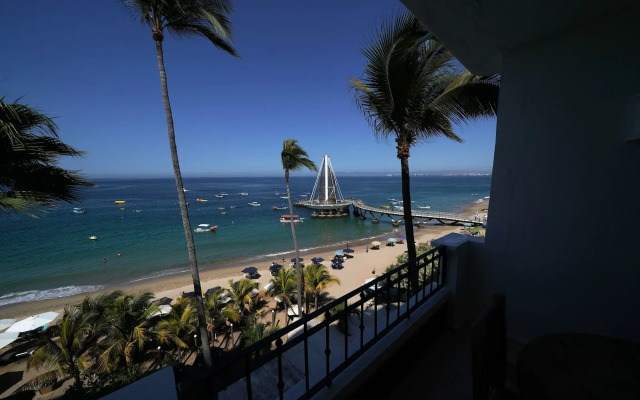 Emperador Vallarta Beachfront Hotel and Suites