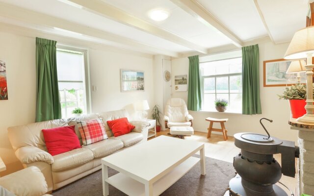 Cozy Holiday Home in Baarn with Private Garden
