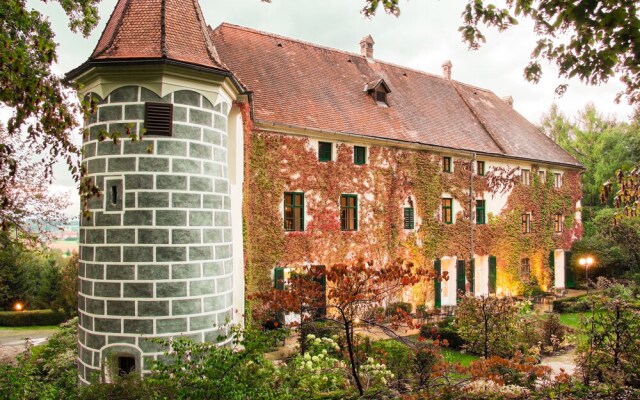 Schloss Ernegg