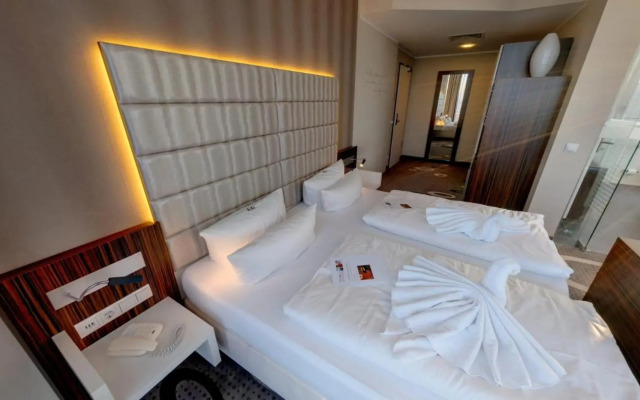 Business - Hotel Artes