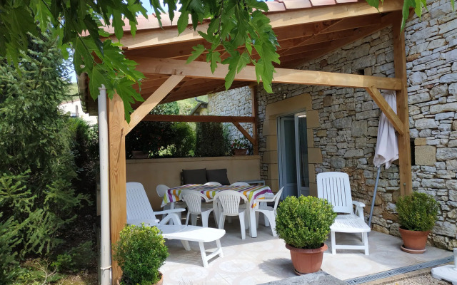 Amazing Holiday Home in Cazals With Terrace
