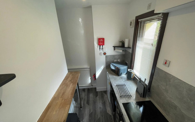 Entire Alma Apartment with Mountain View