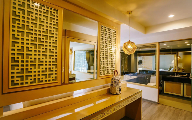Moon Dragon Hotel – Lobby – Chiang Mai