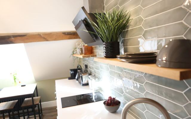 no.12 self check-in apartments