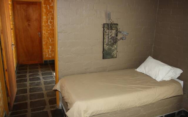 Roy's Rest Camp