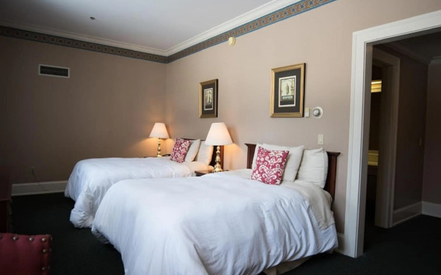 Bertram Inn at Glenmoor