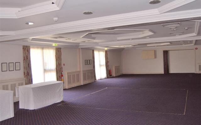 BEST WESTERN Brook Hotel
