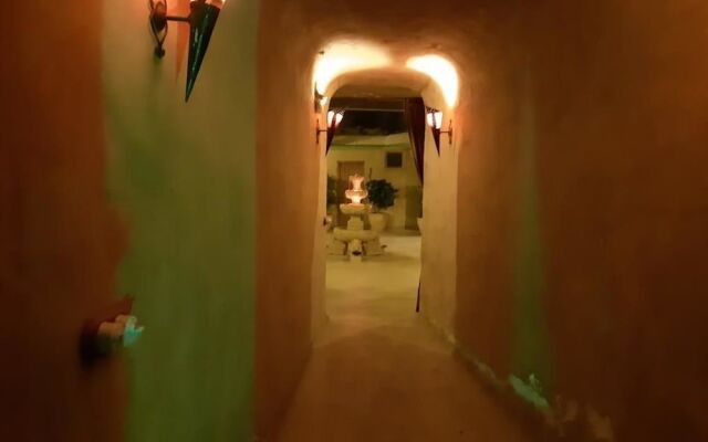 Hotel Cueva Tardienta Monegros - Adults Only