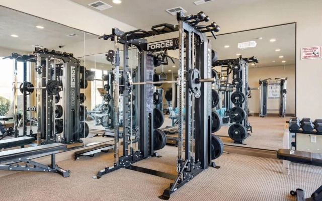 Coral Springs Getaway - Outdoor and Indoor Heated Pool - Close to Zion National Park