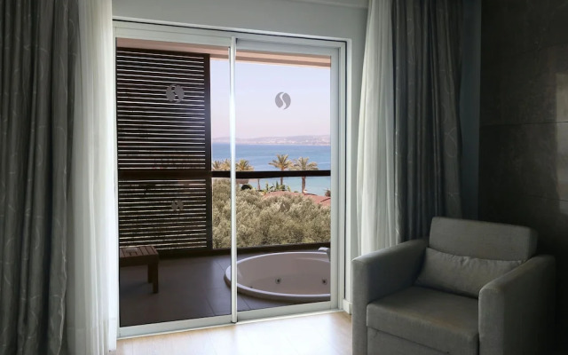 Island Resort