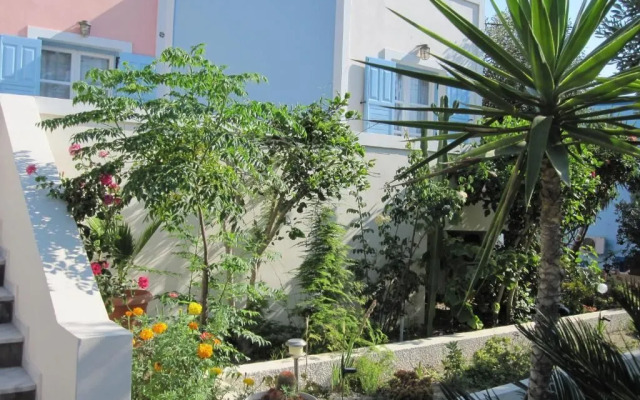 Villa Nikos Karamolegos