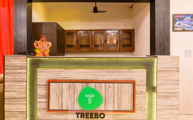 Treebo Trip Golden Villa