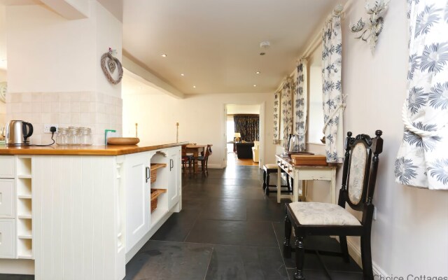Woolacombe High Spreacombe Lodge 5 Bedrooms