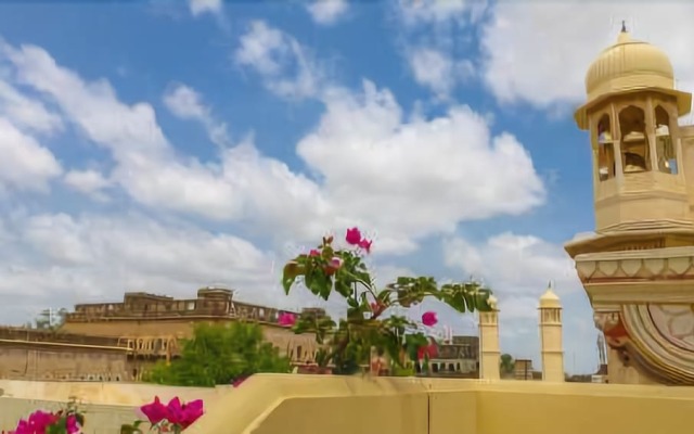 V Resorts Paawana Haveli Mandaawa