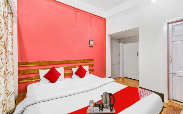 OYO Flagship 70293 Bobs Mansion