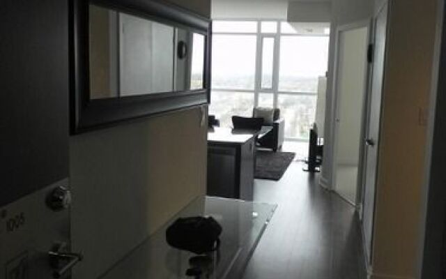 Pathway Luxury Suites - 4065 Brickstone