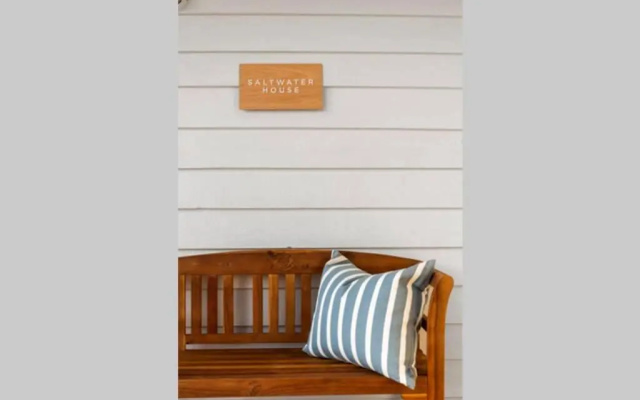 SALTWATER HOUSE - Opposite the beach and views over the lake! – Guest Rooms – Ocean Grove