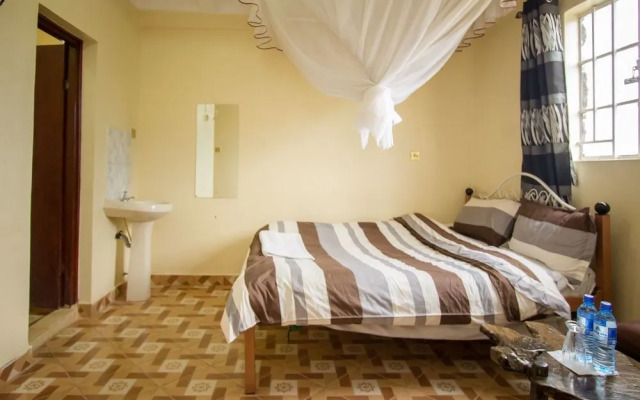 Three Ways Hotel & Restaurant