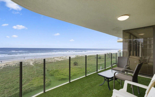 Premiere Apartments -HR Surfers Paradise