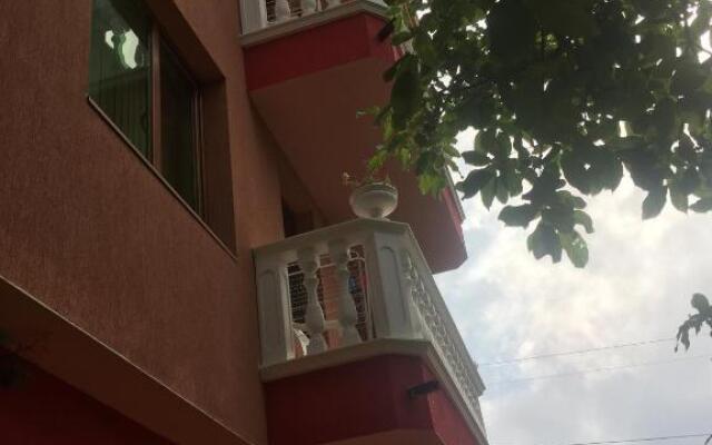 Red House Family Hotel