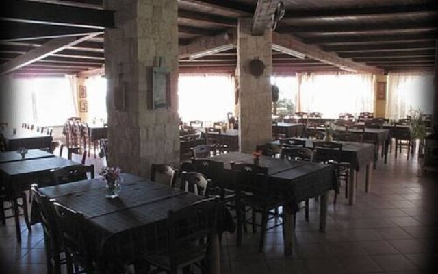 Hotel Turismo Rurale Montitundu