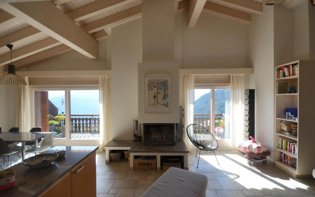 5-star apartment with stunning views
