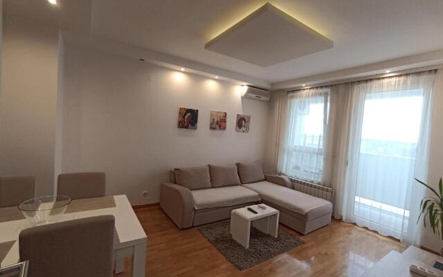 Apartment Tifani