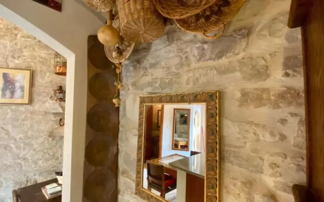 Juliet Suite Studio in Dhoros