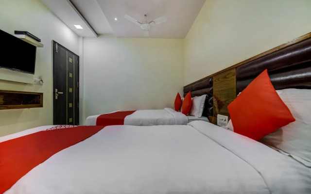 OYO 35359 Hotel Victoria Dx