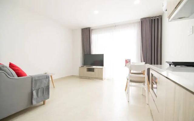 RedDoorz Premium near E-Town 3