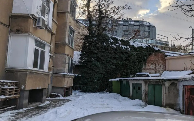 Midtown Place Apartment Loft таванска стая с баня DORIS 2