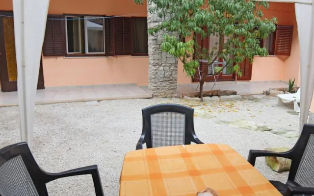 Apartment Radnic 107