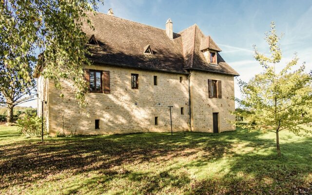 Beautiful Périgord House With Marvellous View of Marquay and Beautiful Nature