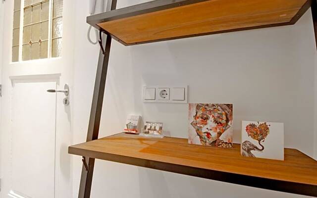 Large 4p canal apartment Prinsengracht