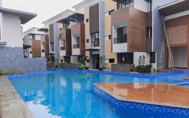 Contemporary 2Br At Asatti Apartment