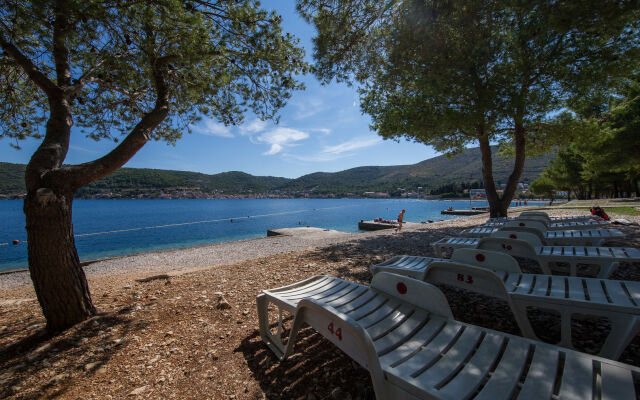 Hotel Issa