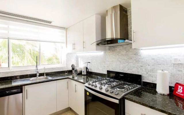Bavaro Beachfront Penthouse 4 bdr/5 Bth 10+ Guests