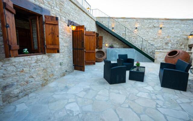 Eidyllio Luxury Suites Omodos