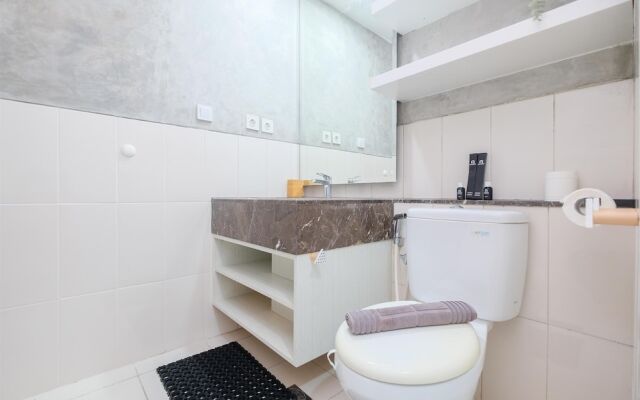 Simple And Comfort Studio Apartment At Nine Residence