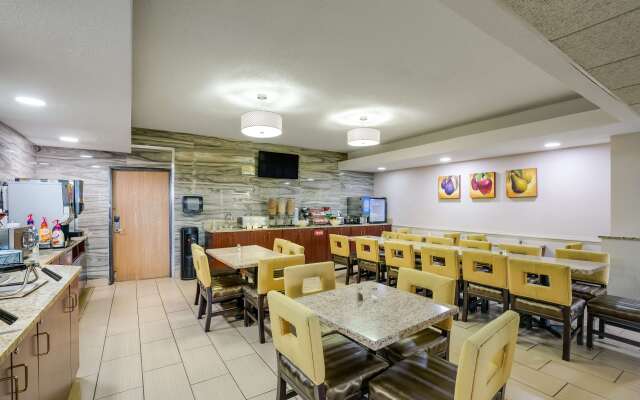 Best Western Waukesha Grand