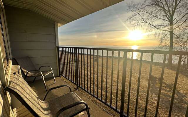 AmericInn by Wyndham Menominee