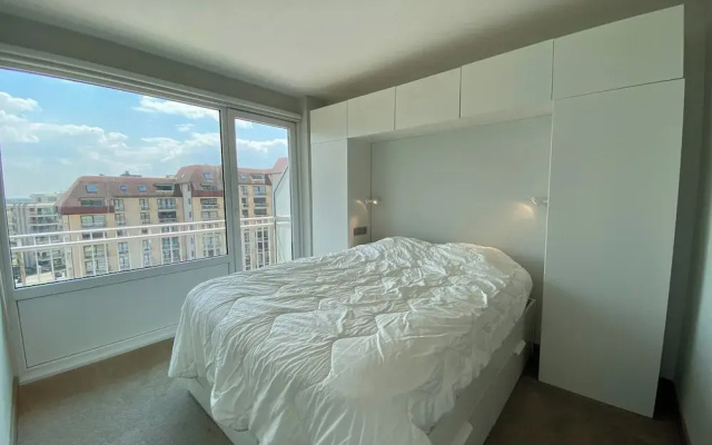 Apartment in Nieuwpoort-bad With Sea View