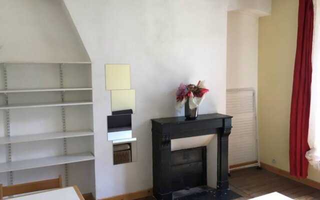 Close To Montmartre 1 Bedroom Apartment