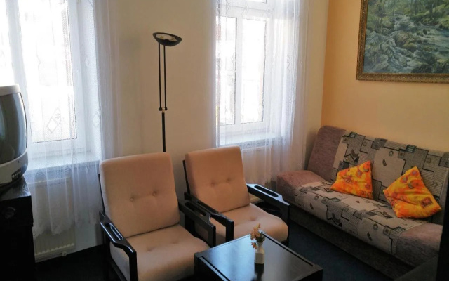 Hotel CB Royal