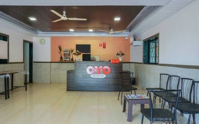 OYO 18815 Bhushan Residency