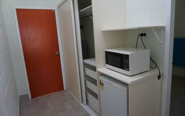 YAL Cairns - A Motel that makes a difference
