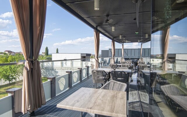 Hotel Aventus
