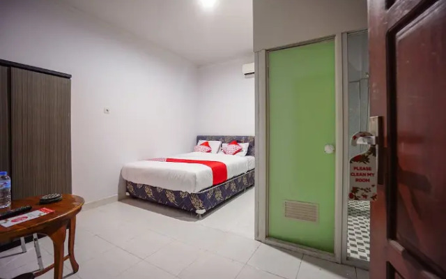 Bs Residence by OYO Rooms