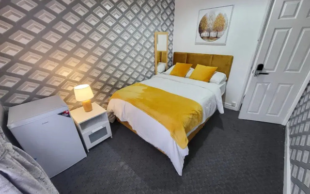 Comfortable Stay - Ivor St