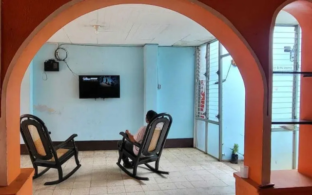 Hostal Cisne House